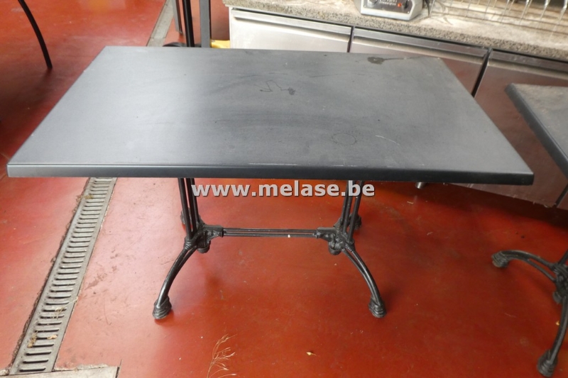 +/- 68x68 cm - +/- 6 stuks