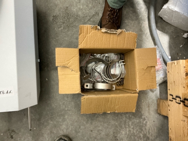 Lot de supports de gouttière

