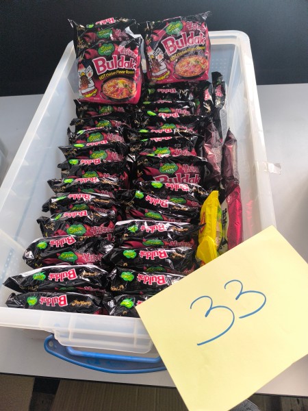 Een assortiment noedels – kavel bij Auctionline, Anderlecht