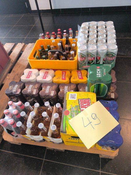 Een assortiment bier in verpakkingen of kratten – kavel bij Auctionline, Anderlecht