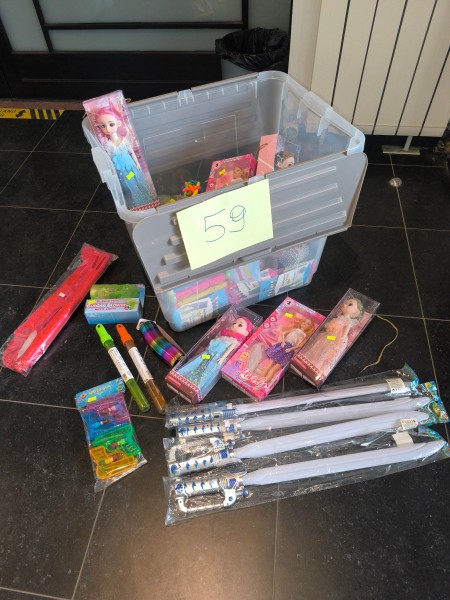 Een set kinderspeelgoed – kavel bij Auctionline, Anderlecht