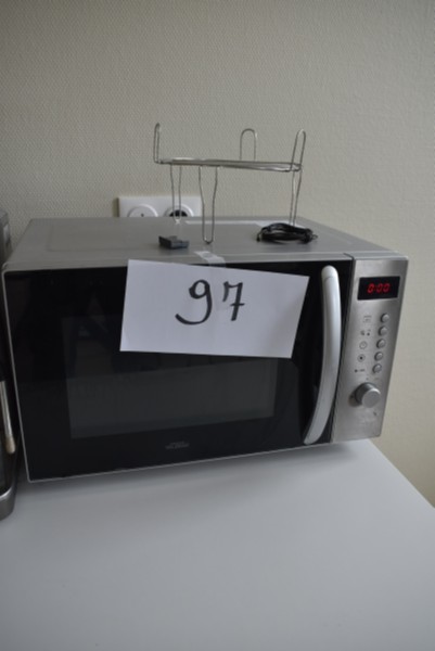 Een VALBERG-magnetron – kavel bij Auctionline, Anderlecht