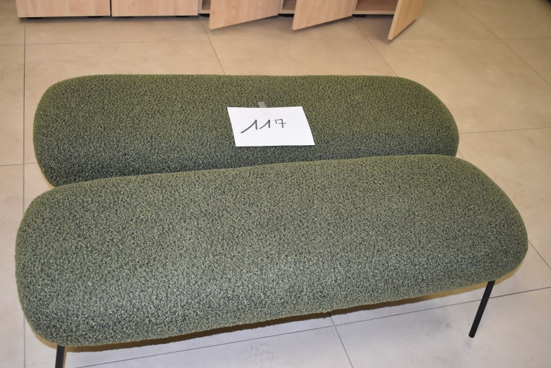 2 bankjes met groene bekleding – kavel bij Auctionline, Anderlecht