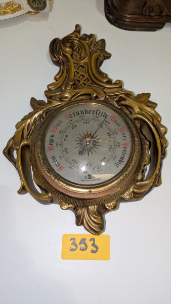 Een barometer van verguld hout – kavel bij Auctionline, Anderlecht