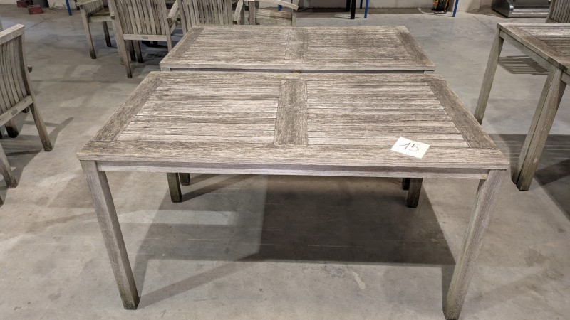 Een set van 2 teakhouten tafels – kavel bij Auctionline, Anderlecht