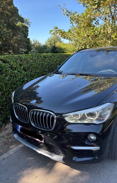 Voiture BMW X1 Diesel de couleur noire
Kilométrage: 354407
Documents disponibles: Certificat d'immatriculation (parties 1 et 2), certificat de conformité.
2 clés
Boîte manuelle
En état de fonctionnement. Légers dommages à certains endroits de la carrosserie