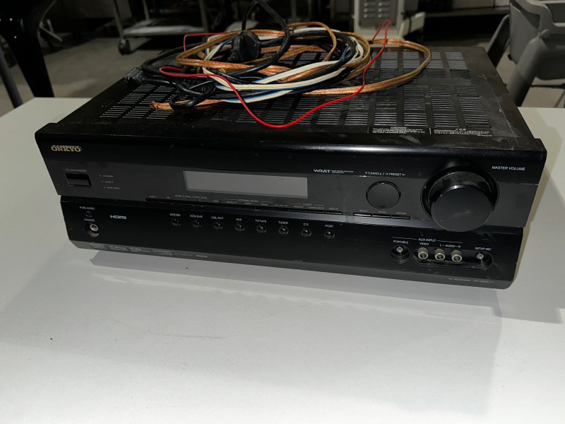 Een ONKYO-ontvanger – kavel bij Auctionline, Anderlecht