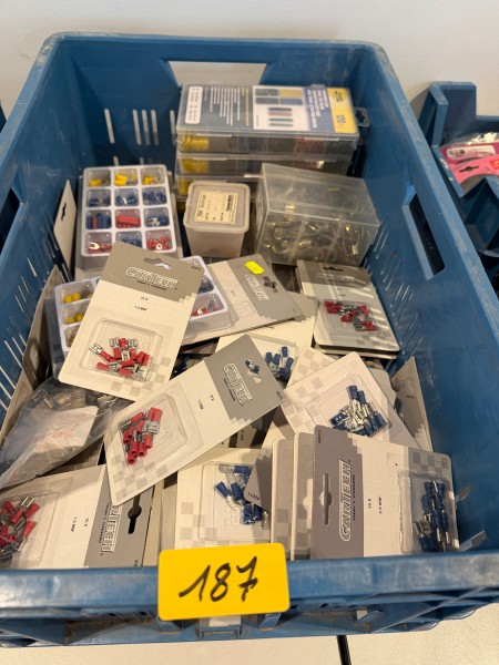 Een set krimpkousen en kabelschoenen – kavel bij Auctionline, Anderlecht