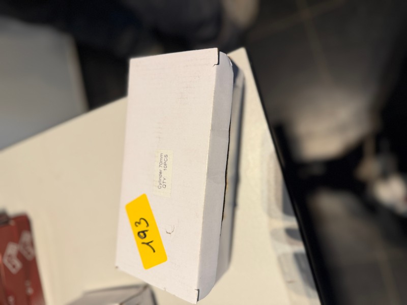 Een set van 7 cilinders van 70 mm – kavel bij Auctionline, Anderlecht