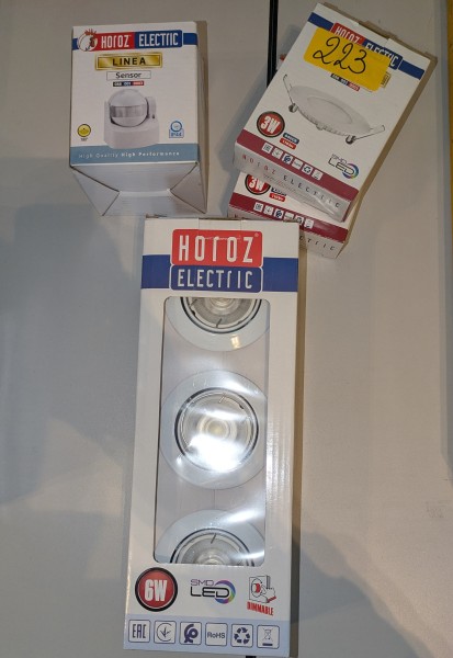 Een set diverse ledspots + 1 sensor – kavel bij Auctionline, Anderlecht