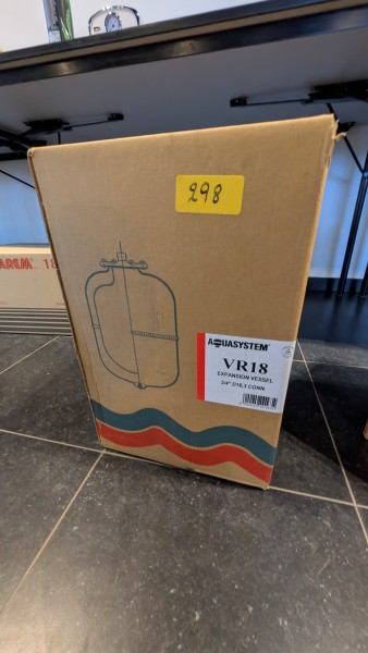 Een expansievat van 18 liter van AQUASYSTEM – kavel bij Auctionline, Anderlecht